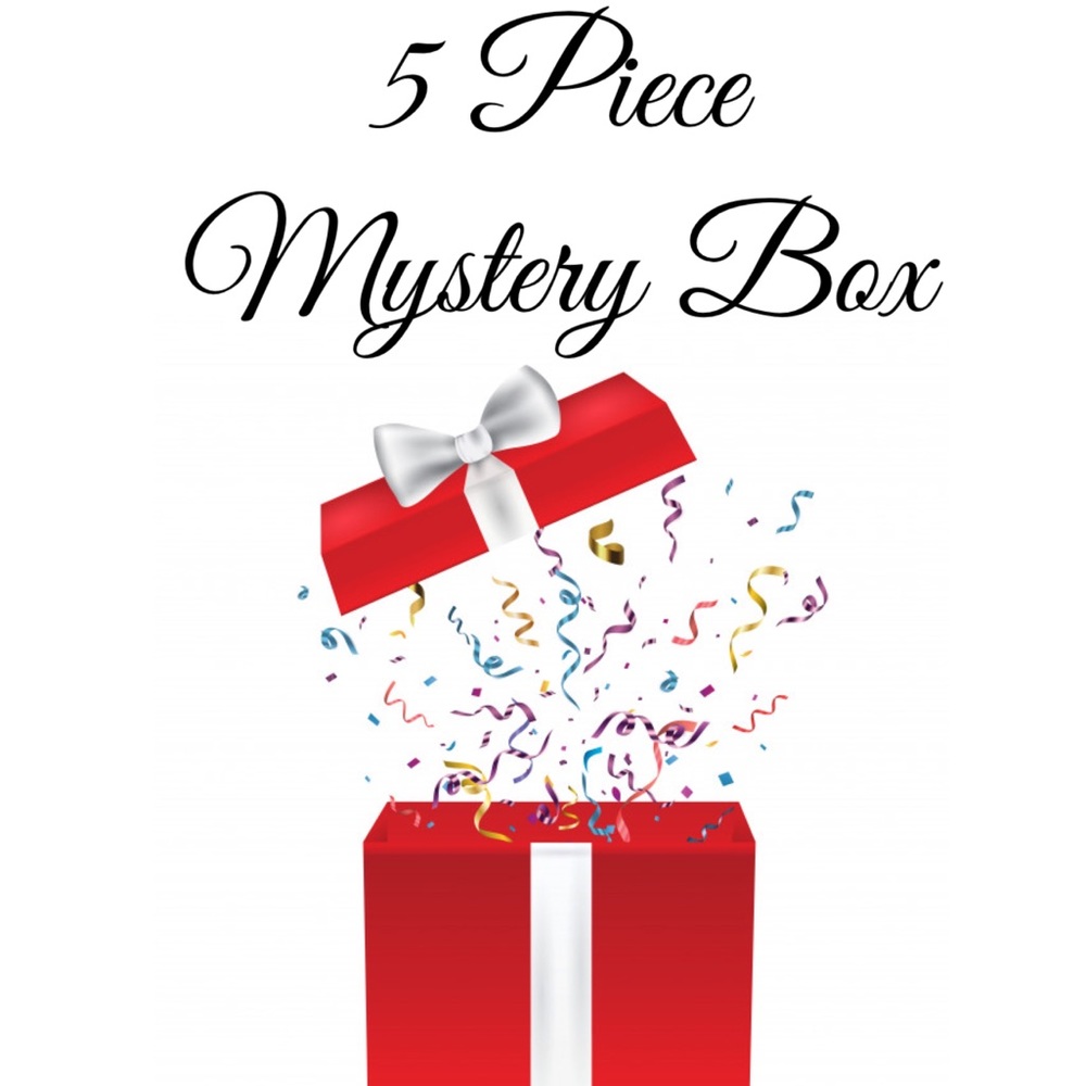 •$30• 5 Piece Mystery Box•